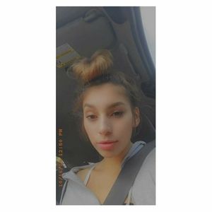 Meet your Posher, Noelle